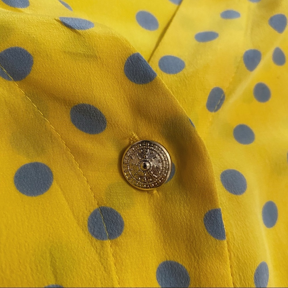 𝅺ANTHROPOLOGIE PAUL COSTELLOE 100% SILK YELLOW GREY DOTS BUTTON FRONT BLOUSE - Picture 7 of 8